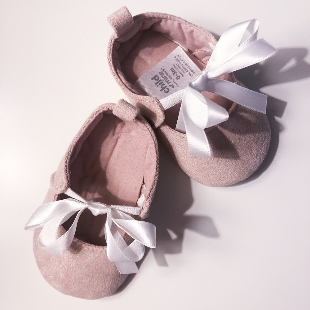Carter’s 0-3 month Pink Ballet Slippers Shoes